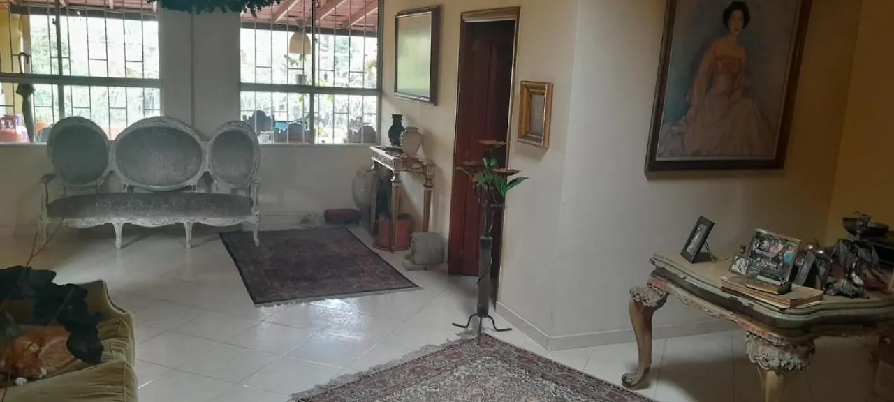 Ubytování v soukromí Apartmán Alcobas Con Desayuno Incluido Bano Compartido Medellín