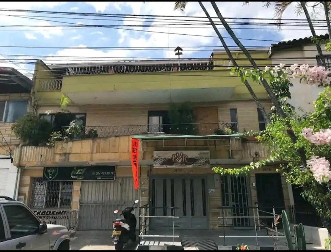 Apartamento Bed&Breakfast en elegante apartamento con floréale Terraza Unicentro Medellín Colombia